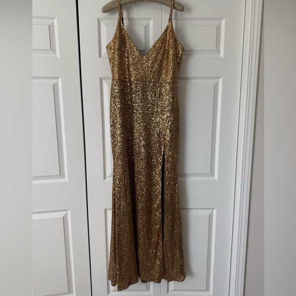Mac Duggal NEW Gold Scoop Back Sequin Gown Dress Size 12 #67717 - Picture 3 of 5